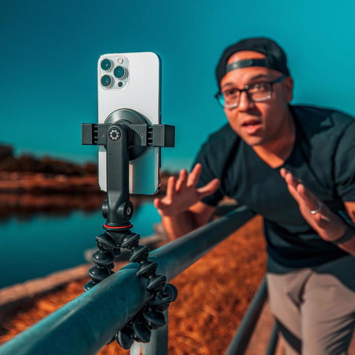 هولدر موبایل همراه با سه پایه برند JOBY مدل GripTight GorillaPod for MagSafe JB01753-BWW