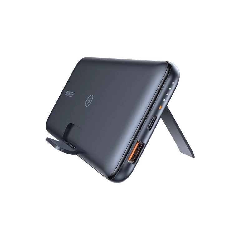پاوربانک وایرلس با پایه تاشو 10000 میلی آمپر برند Aukey مدل PB-WL02